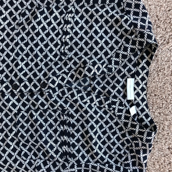 New York and Company Pop Over Blouse - Picture 2 of 2